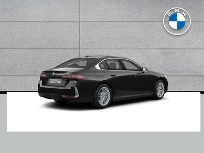 2025 BMW i5