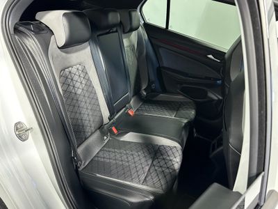 2024 Volkswagen Golf