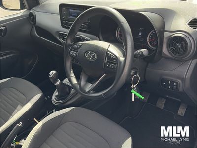 2022 Hyundai i10