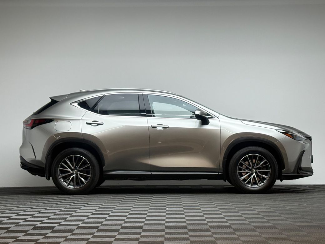 2023 Lexus NX 450H+