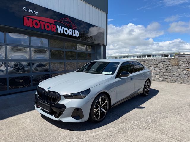 vehicle for sale from Motor World