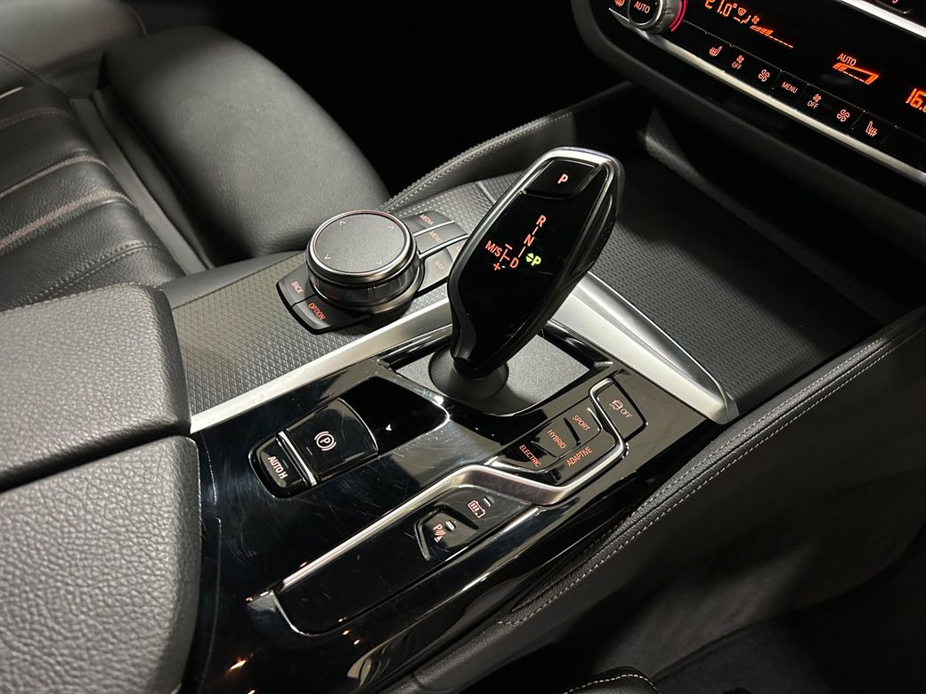 2022 BMW 5 Series