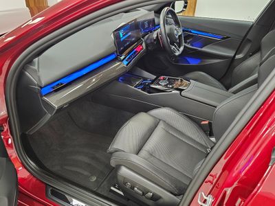 2024 BMW M5