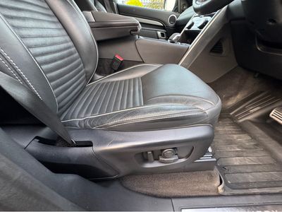2024 Land Rover Discovery