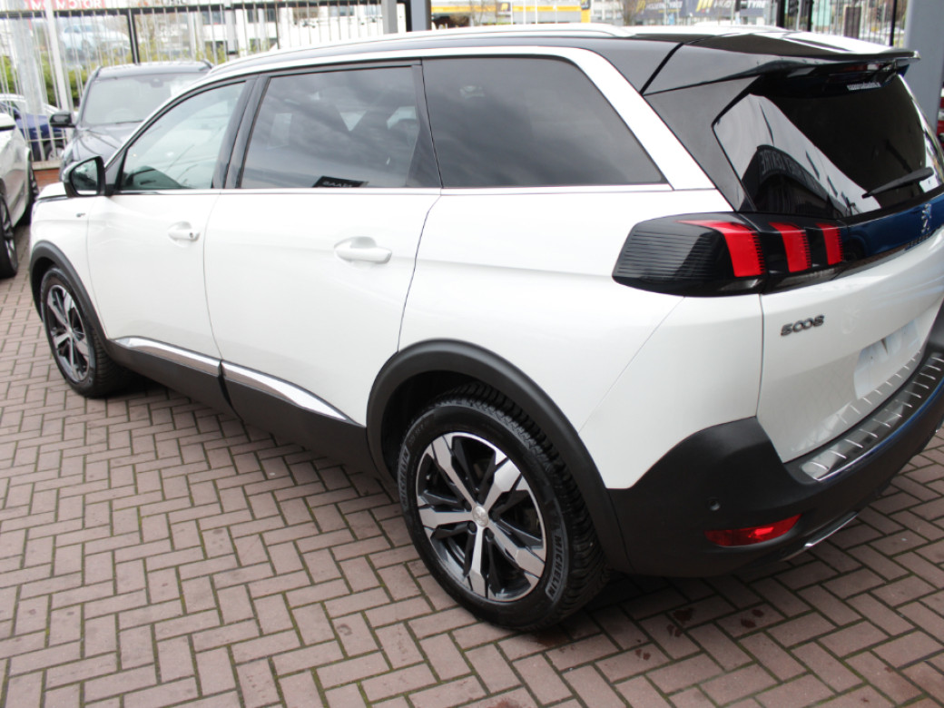 2018 Peugeot 5008