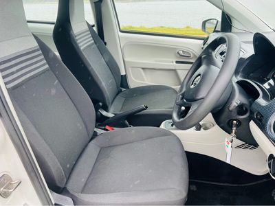 2018 Volkswagen up!