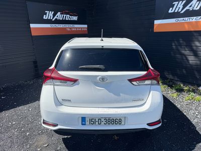 2015 Toyota Auris