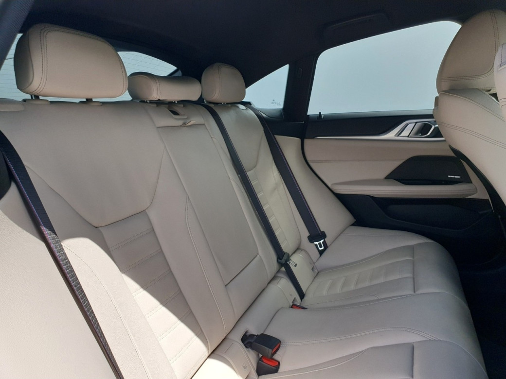 2023 BMW i4
