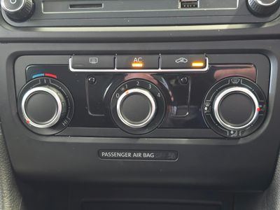 2011 Volkswagen Golf