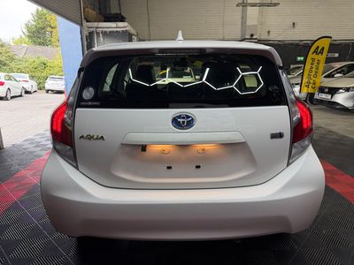 2017 Toyota Aqua