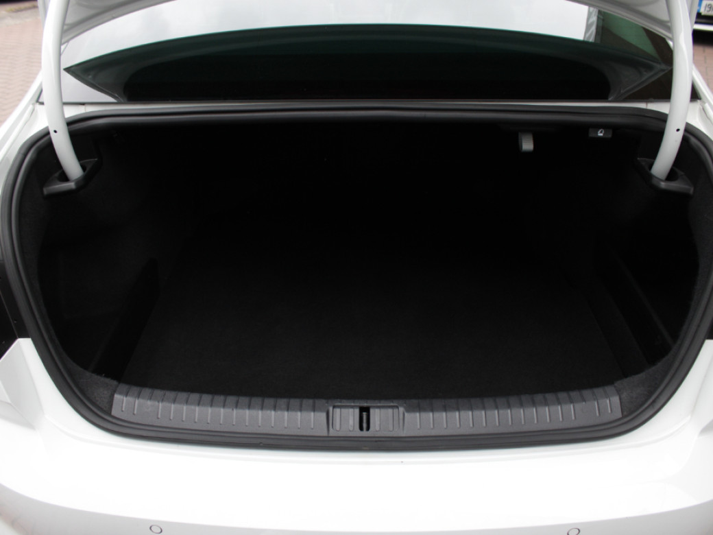 2019 Volkswagen Passat
