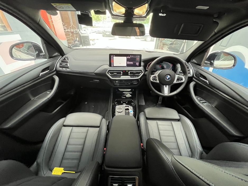 2024 BMW iX3