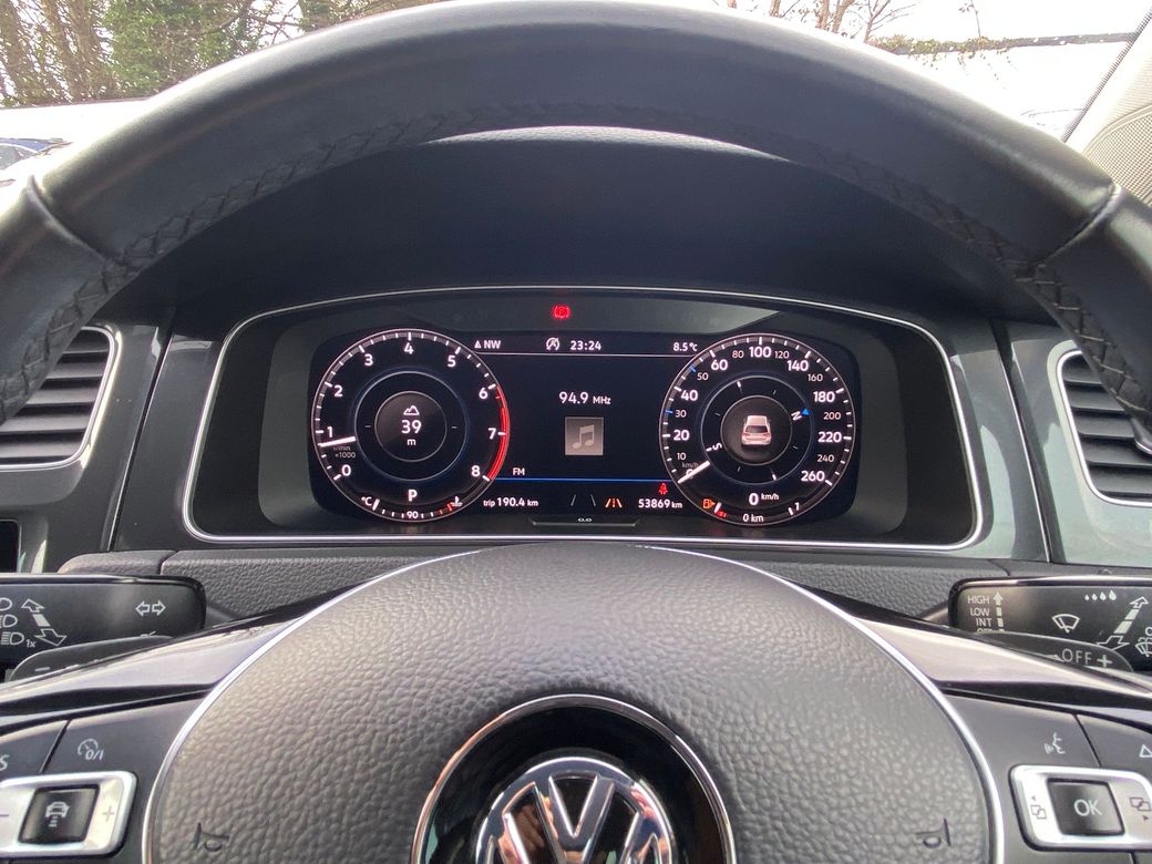 2019 Volkswagen Golf