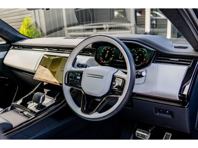 2025 Land Rover Range Rover Sport