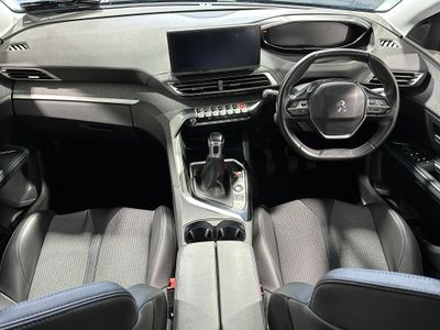2021 Peugeot 5008
