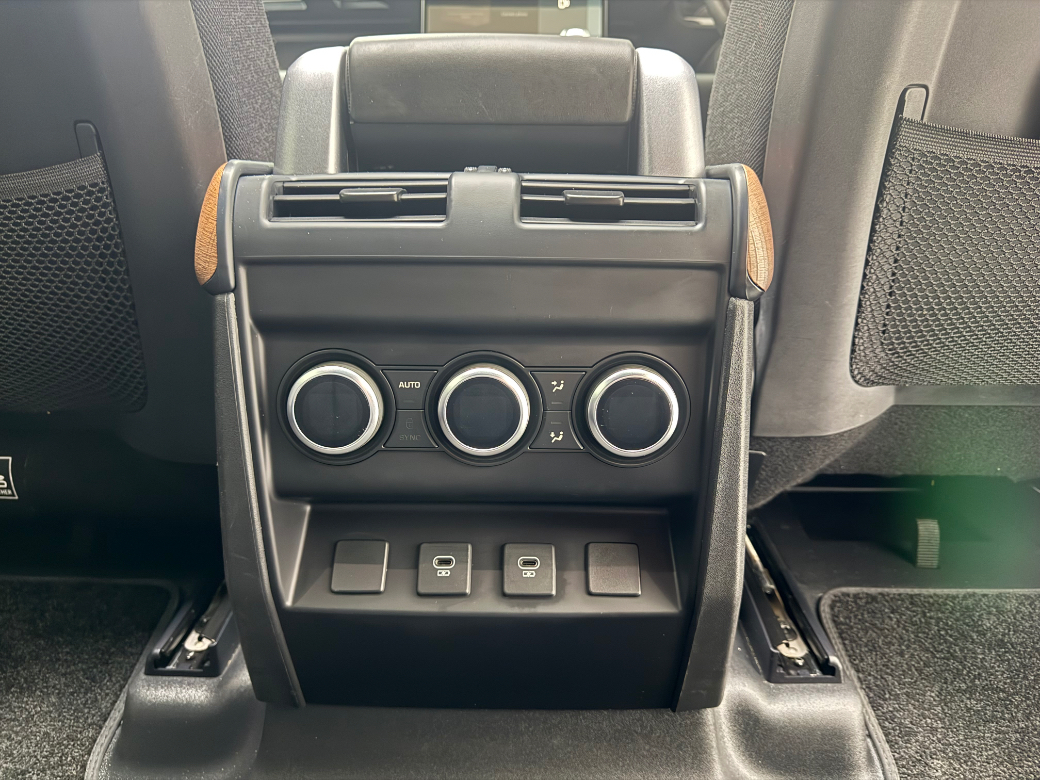 2023 Land Rover Defender