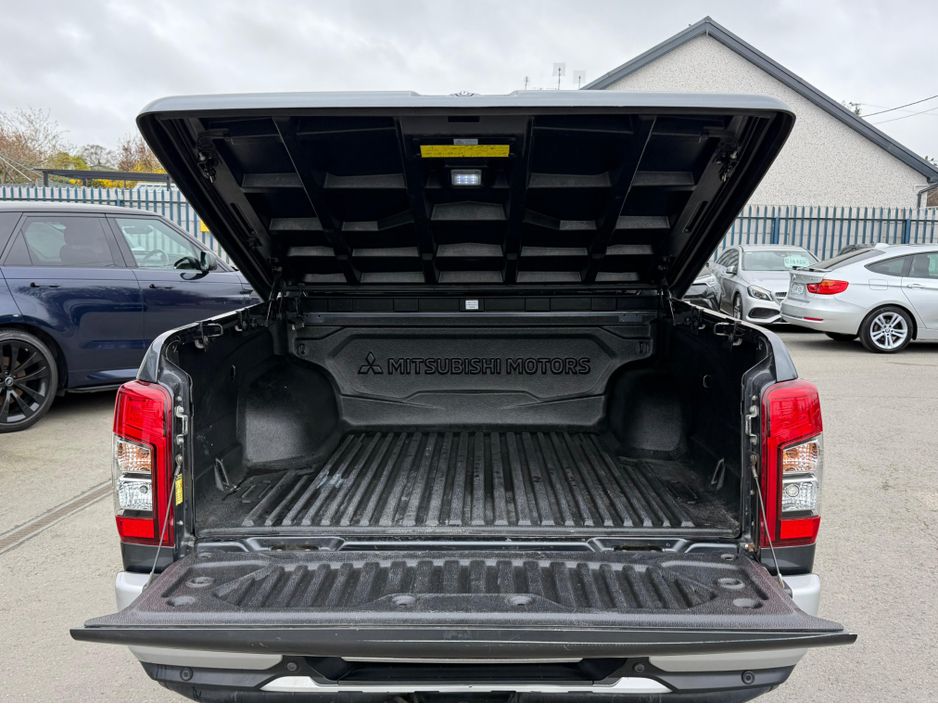 2020 Mitsubishi L200