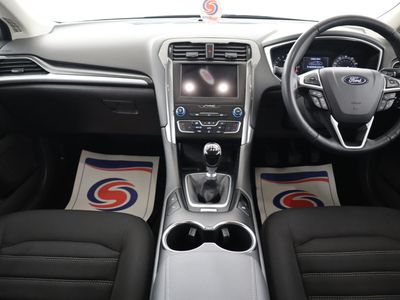 2020 Ford Mondeo