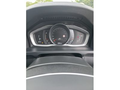 2018 Volvo V60 Cross Country