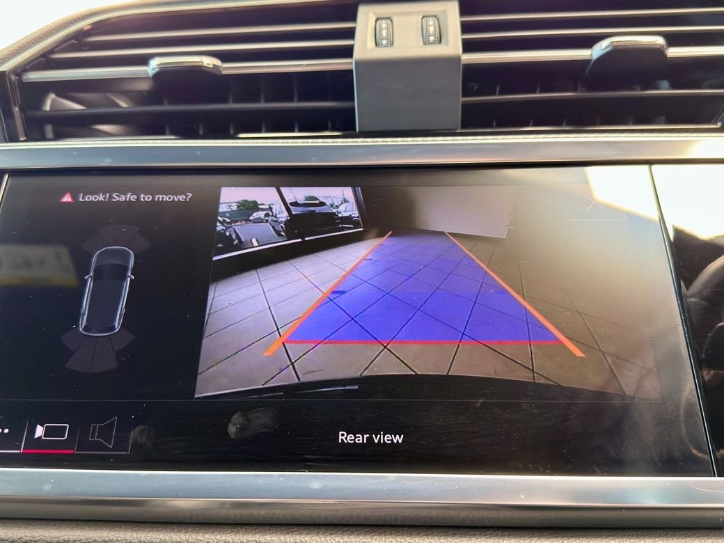 2023 Audi Q3