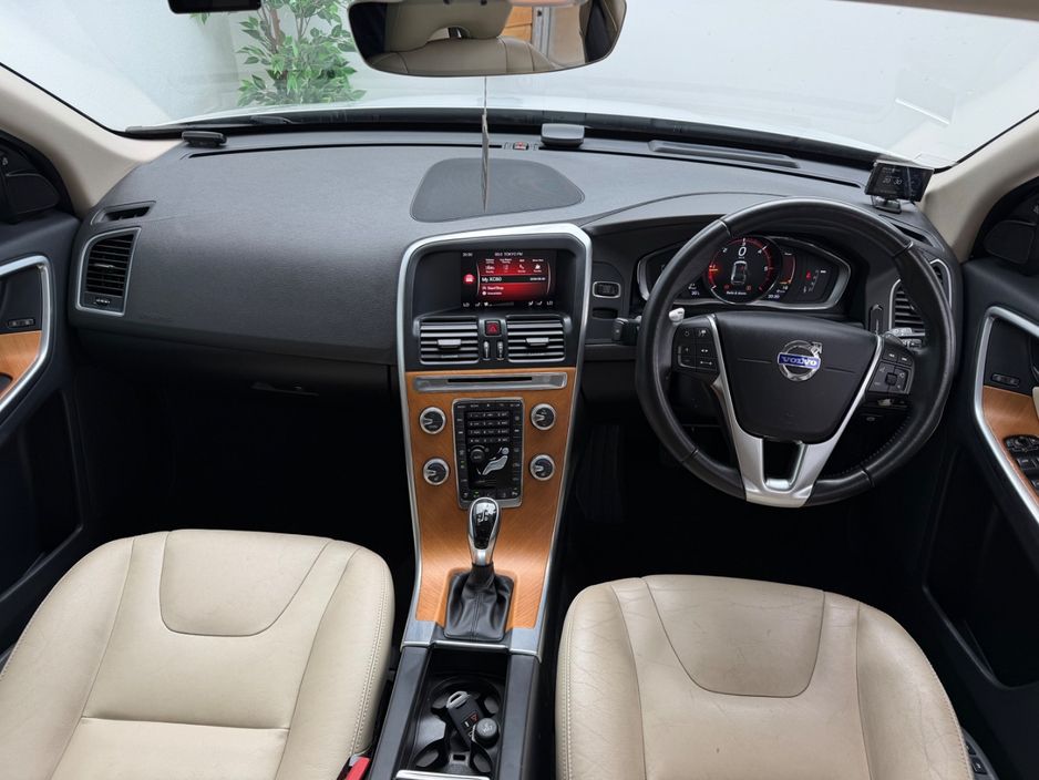 2017 Volvo XC60