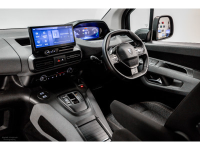 2025 Peugeot Rifter