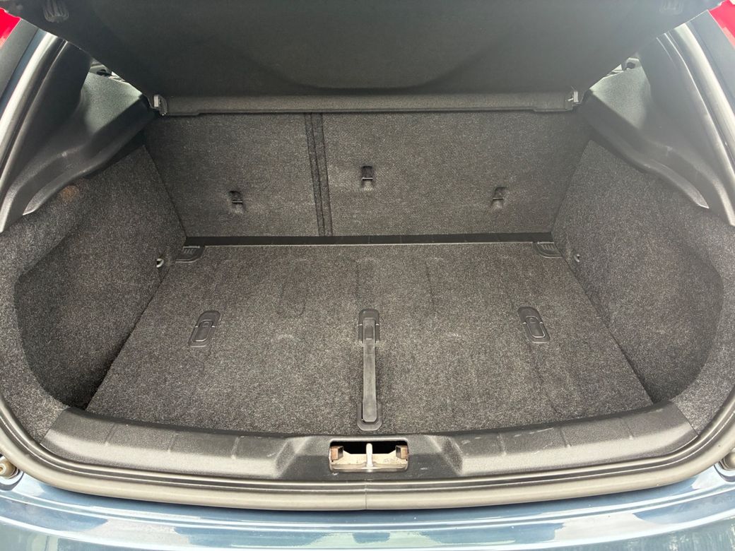 2019 Volvo V40