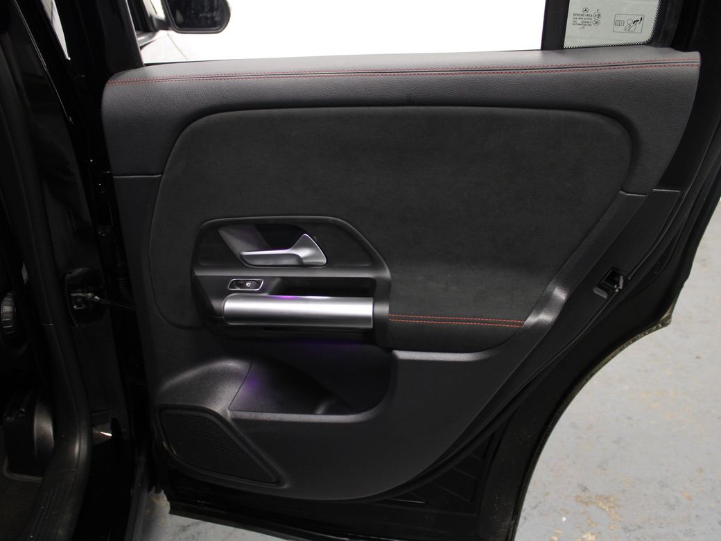 2025 Mercedes-Benz GLA Class