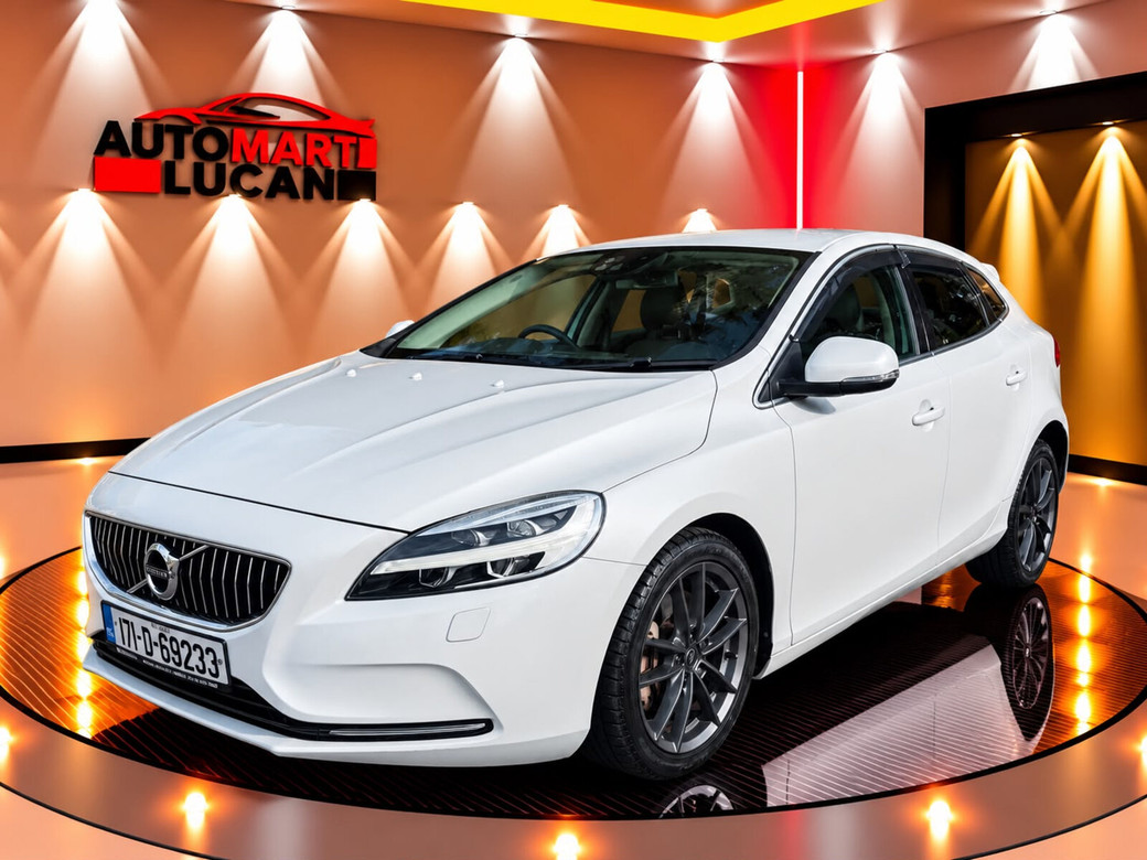 2017 Volvo V40