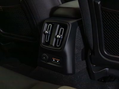 2022 Volvo XC40