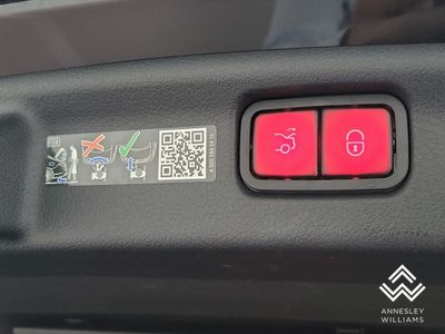 2025 Mercedes-Benz C Class