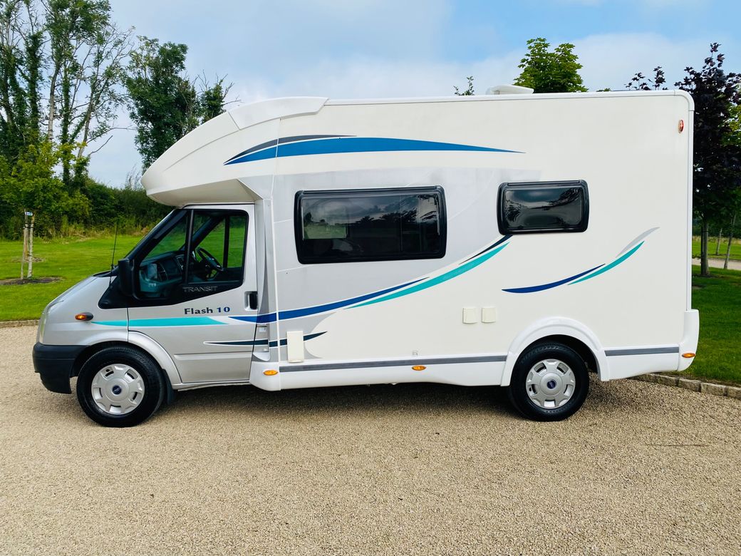 2013 CHAUSSON FLASH 10 LOW PROFILE R.H.D