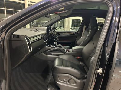 2023 Porsche Cayenne