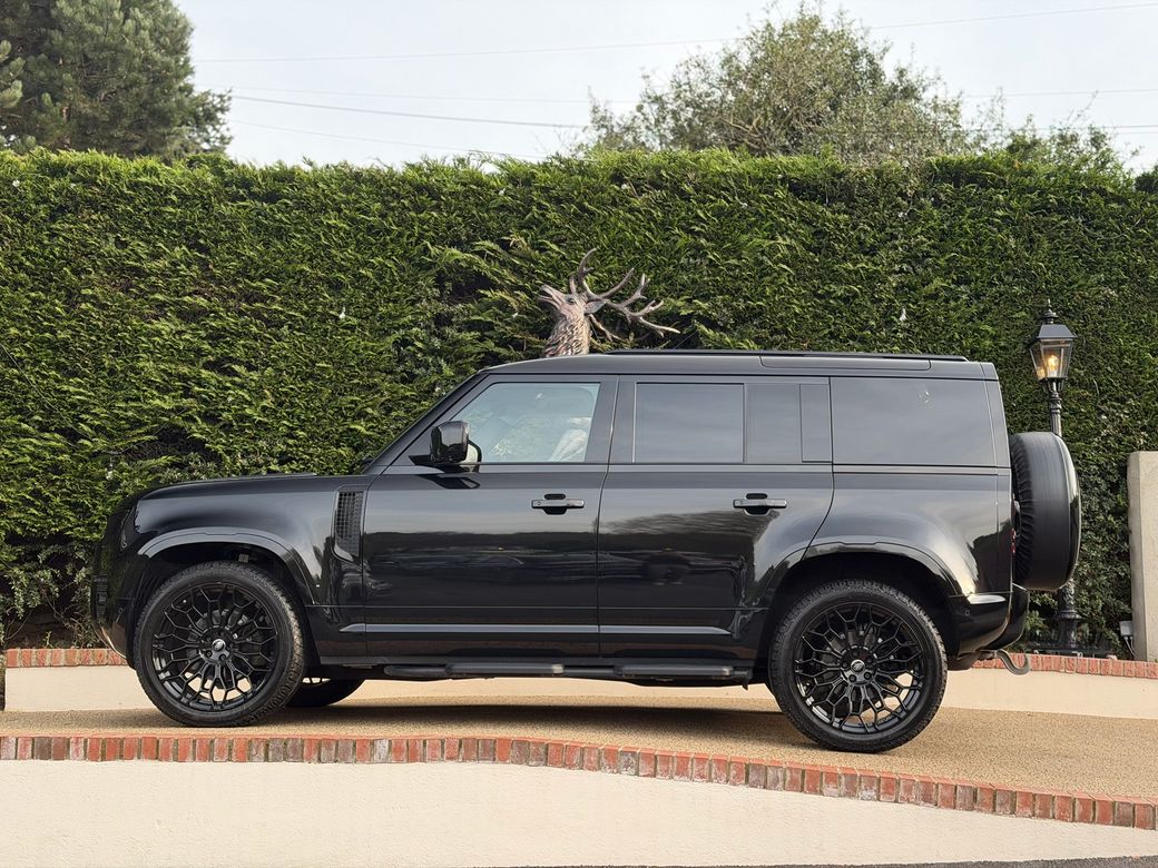 2025 Land Rover Defender