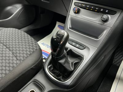 2017 Vauxhall Astra