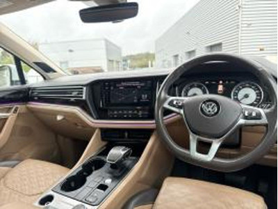 2019 Volkswagen Touareg