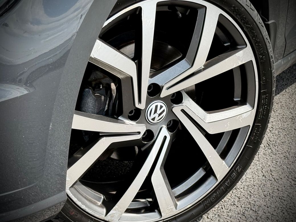 2019 Volkswagen Golf