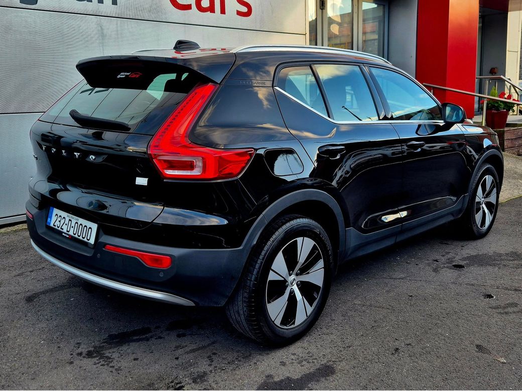 2023 Volvo XC40