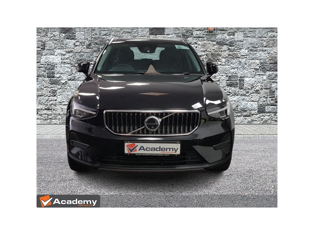 2023 Volvo XC40