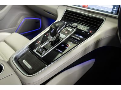 2018 Porsche Panamera