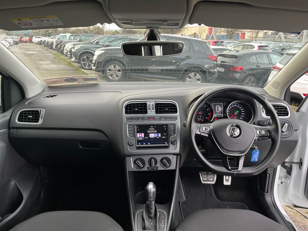 2017 Volkswagen Polo