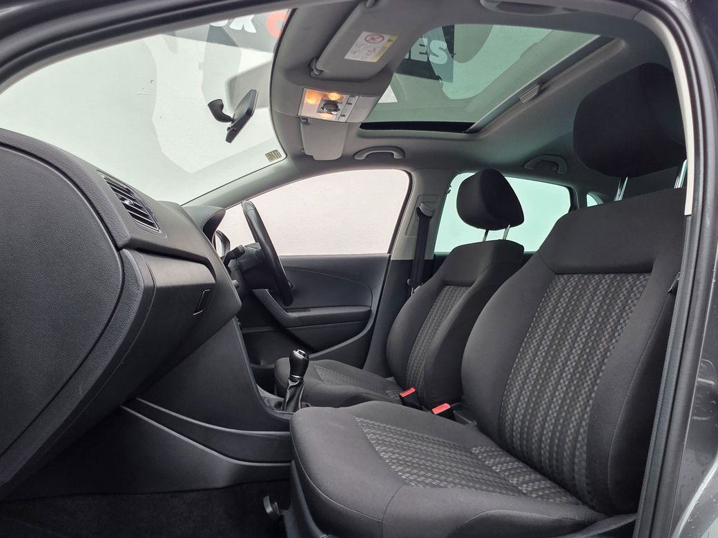 2016 Volkswagen Polo