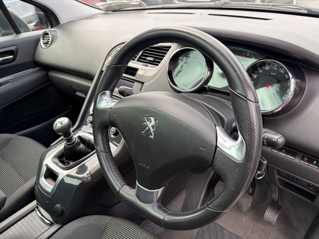 2016 Peugeot 5008