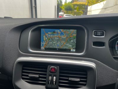 2015 Volvo V40