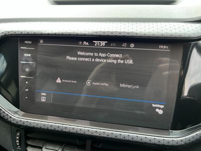 2023 Volkswagen T-Cross