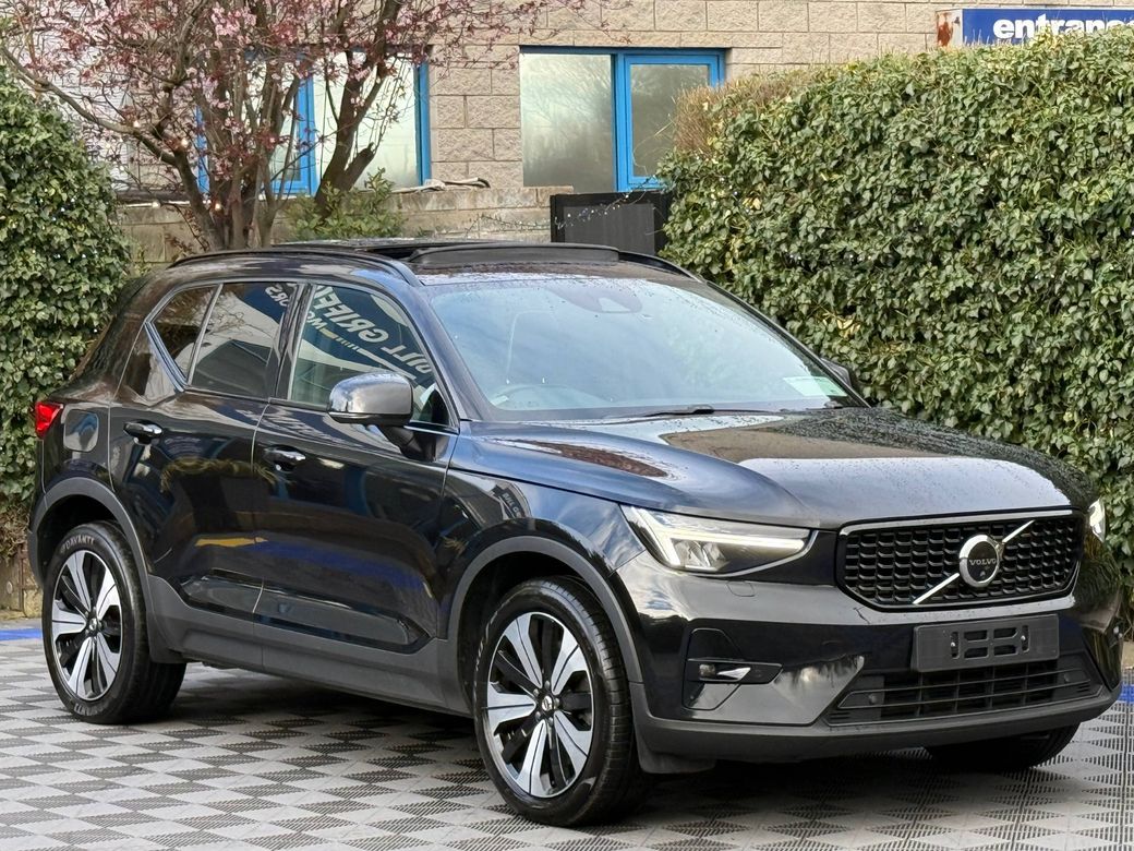 2022 Volvo XC40