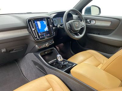 2021 Volvo XC40