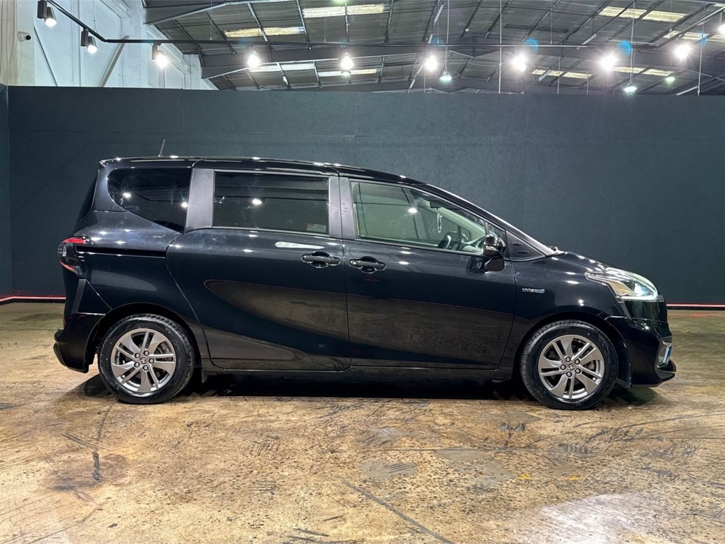 2017 Toyota Sienta