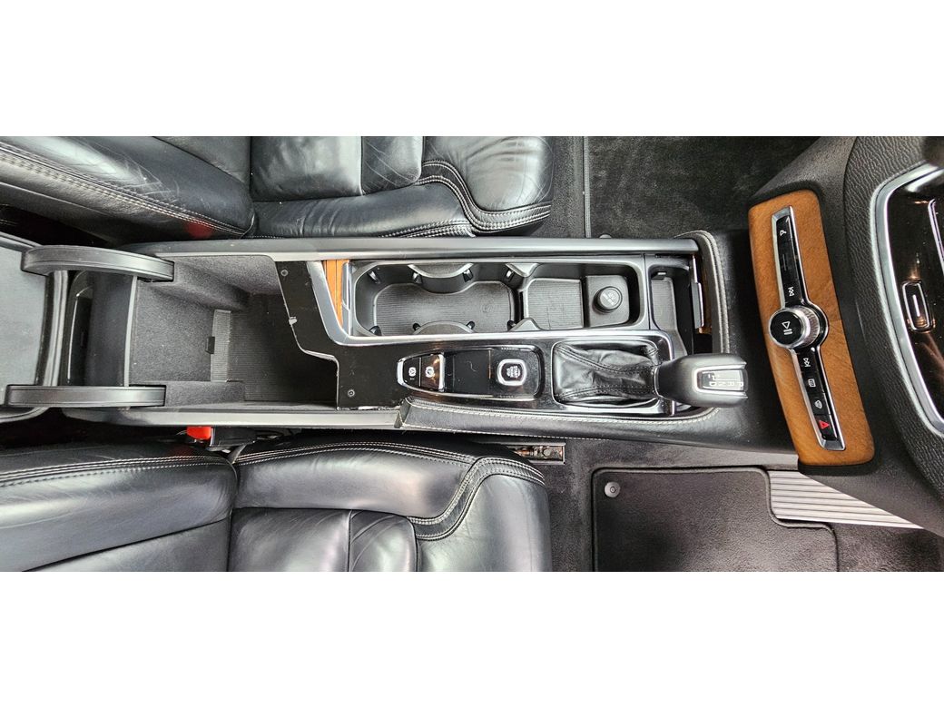 2017 Volvo XC90