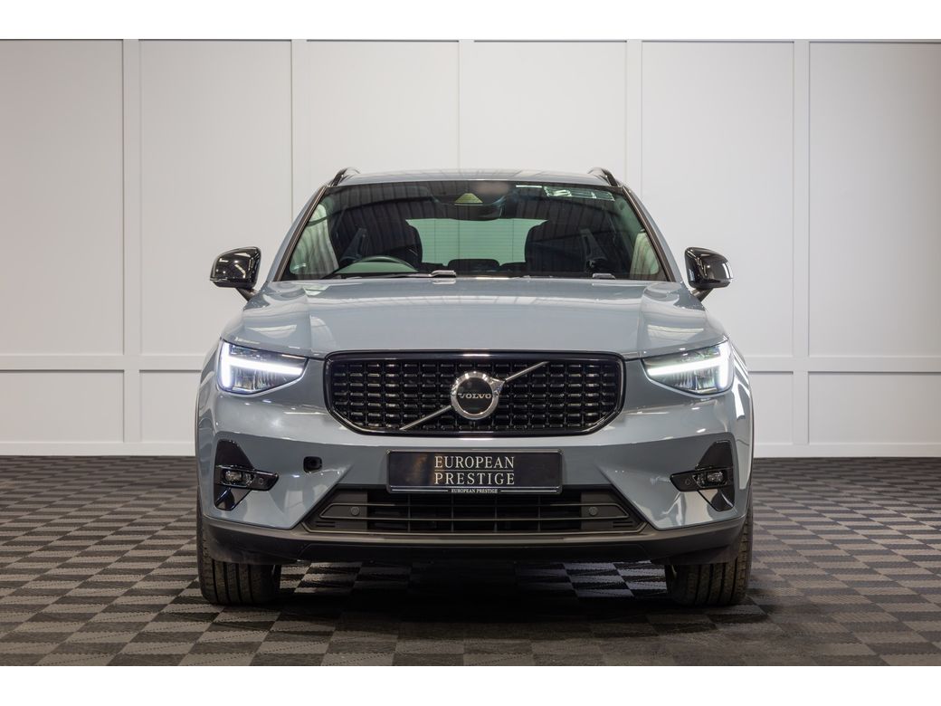 2022 Volvo XC40